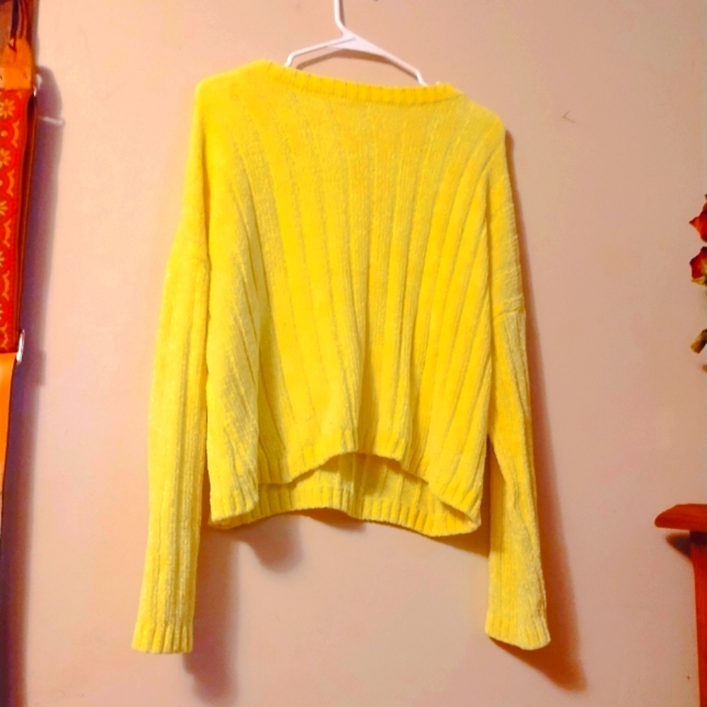 Neon yellow soft shirt